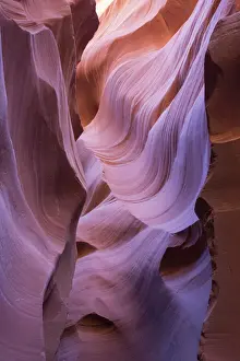 The colourful Navajo sandstone walls of Lower Antelope Canyon