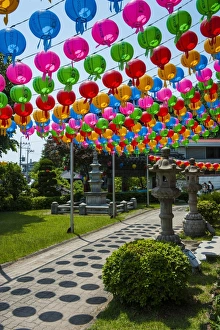 Korean Prints: Colourful paper lanterns in the fortress of Suwon