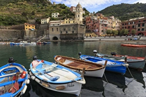 Cinque Terre Prints: Colourful village houses and boats in harbour