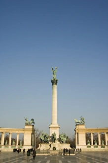 Common Prints: Column and colonnade