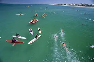 Kayak Prints: Competitors leaving Grange Pier at the Henley
