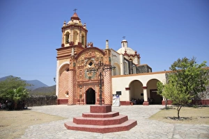 Images Dated 30th March 2009: Conca Mission, UNESCO World Heritage Site (designed by Franciscan Fray Junipero Serra)