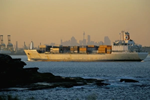 Freight Prints: Container ship entering Botany Bay