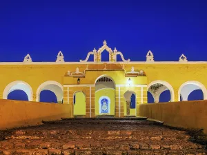 Arts Prints: Convent of San Antonio de Padua at dusk, Izamal, Yucatan State, Mexico