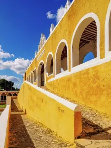Destinations Prints: Convent of San Antonio de Padua, Izamal, Yucatan State, Mexico