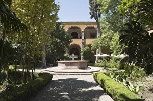 Convent in San Miguel de Allende (San Miguel), Guanajuato State, Mexico, North America
