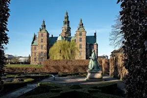 Landscaping Prints: Copenhagen, Denmark ' View of Queen Caroline Amalies statue by Vilhelm Bissen in Kongens Have