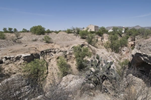 Images Dated 21st April 2008: Copper seam in old mine at Pozos, near San Miguel, Guanajuato State, Mexico