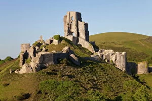 Hill Side Collection: Corfe Castle, Corfe, Dorset, England, United Kingdom, Europe