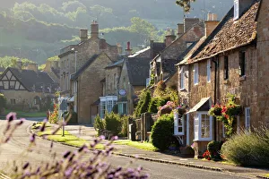 Stereotypical Prints: Cotswold cottages, Broadway, Worcestershire, Cotswolds, England, United Kingdom, Europe
