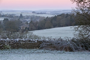 Wood Prints: Cotswold landscape on frosty morning