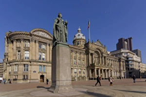 Queen Victoria Prints: Council House and Victoria Square, Birmingham, Midlands, England, United Kingdom, Europe
