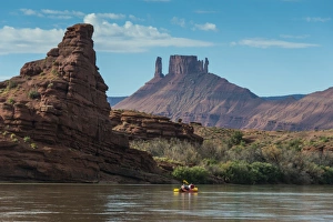 Kayak Prints: Couple kayaking down the Colorado River