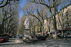 Avenue Prints: Cours Mirabeau, Aix-en-Provence, Bouches du Rhone, Provence, France, Europe