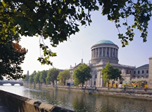 The Four Courts and River Liffey