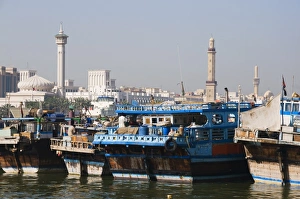 Images Dated 10th March 2008: The Creek and Bur Dubai, Dubai, United Arab Emirates, Middle East