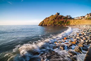 Gwynedd Prints: Criccieth Castle, above Criccieth Beach, Gwynedd, North Wales, Wales, United Kingdom