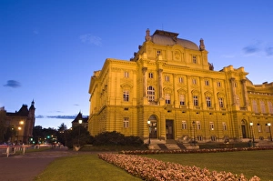 Images Dated 5th July 2007: Croatian National Theatre, Marshall Tito Square, Zagreb, Croatia, Europe