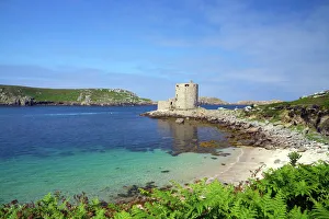 Cultures Prints: Cromwells Castle in summer sunshine