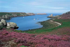 Isles Of Scilly Collection: Cromwells Castle, Tresco, Isles of Scilly, United Kingdom, Europe
