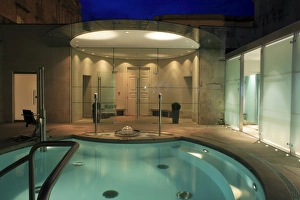 Cross Bath, Thermae Bath Spa, Bath, Avon, England, United Kingdom, Europe