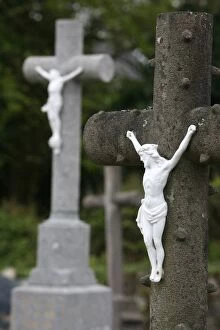 Images Dated 1st May 2006: Crosses, Landevennec, Finistere, Brittany, France, Europe