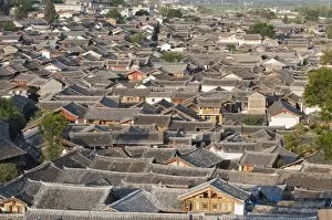 Crowded rooftops in Lijiang Old Town, UNESCO World Heritage Site, Yunnan Province