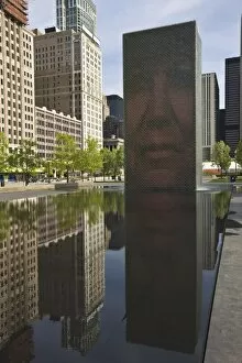 Images Dated 10th May 2008: The Crown Fountain, Millennium Park, Chicago, Illinois, United States of America