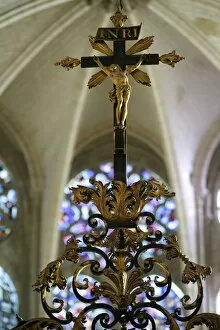 Images Dated 24th December 2007: Crucifix, St. Etienne Cathedral, Auxerre, Yonne, Burgundy, France, Europe