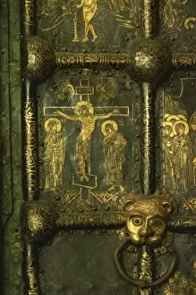 Images Dated 4th February 2008: Detail of Crucifixion on the Nativity Door, Suzdal Cathedral, Russia, Europe