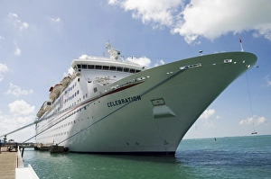 Cruise ship