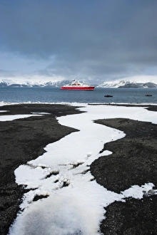 Images Dated 2nd December 2008: Cruise ship anchoring in the volcanic crater of Deception Island, South Shetland Islands