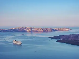Voyages Prints: Cruise Ship at the caldera seen from Fira