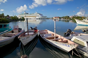 Cruise ship in St. Johns Harbour, St. Johns, Antigua, Leeward Islands, West Indies, Caribbean, Central America