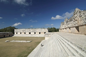 Images Dated 14th September 2006: Cuarangulo de las Monjas (Nuns Quadrangle), with the northern building on right