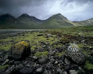 Images Dated 20th January 2000: The Cuillin Hills from the shores of Loch Slapin