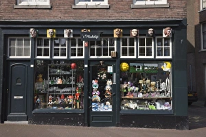 Amsterdam Prints: Curiosity shop in Jordaan district, Amsterdam, Netherlands, Europe