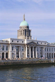 The Custom House