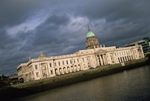 Custom House Prints: Custom House on River Liffey