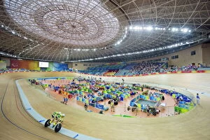 Images Dated 8th September 2008: Cycling event during the 2008 Paralympic Games at Laoshan Velodrome, Beijing, China, Asia