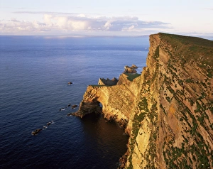 Shetland Prints: Da Nort Bank natural arches and cliffs