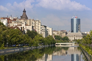 Images Dated 23rd June 2009: Dambovita River, Bucharest, Romania, Europe