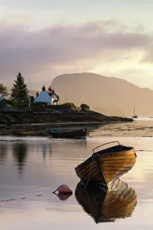 Images Dated 12th September 2009: Dawn view of Plockton and Loch Carron near the Kyle of Lochalsh in the Scottish Highlands