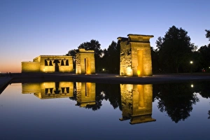 Images Dated 9th August 2007: Debod temple, Madrid, Spain, Europe