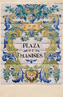 Images Dated 25th June 2007: Decorative tiles