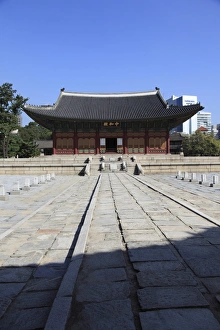 Images Dated 5th October 2009: Deoksugung Palace (Palace of Virtuous Longevity), Seoul, South Korea, Asia