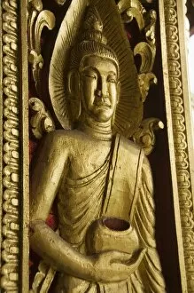 Images Dated 6th January 2008: Detail, Wat Chum Khong, Luang Prabang, Laos, Indochina, Southeast Asia, Asia