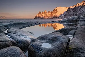 The Devils Jaw (Devils Teeth) at sunset, Tungeneset, Senja, Troms og Finnmark County, Norway, Scandinavia, Europe