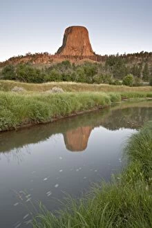 Images Dated 25th August 2008: Devils Tower reflected in a stream, Devils Tower National Monument