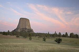 Images Dated 24th August 2008: Devils Tower at sunset, Devils Tower National Monument, Wyoming